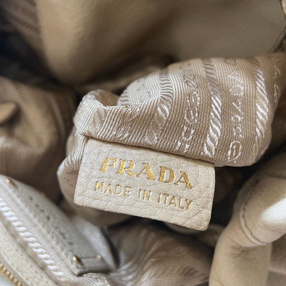 PRADA Shoulder Bag Leather Beige Auth - Picture 16 of 16
